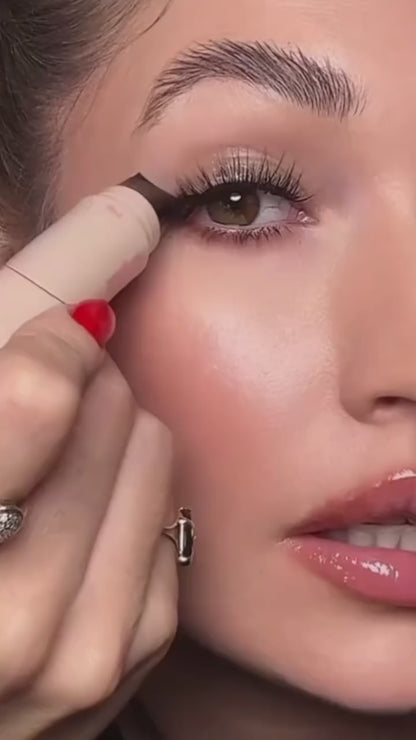Zeonella Siyah Suya Dayanıklı Çift Taraflı Eyeliner Damga Kalem Sağ ve Sol Göz Uyumlu